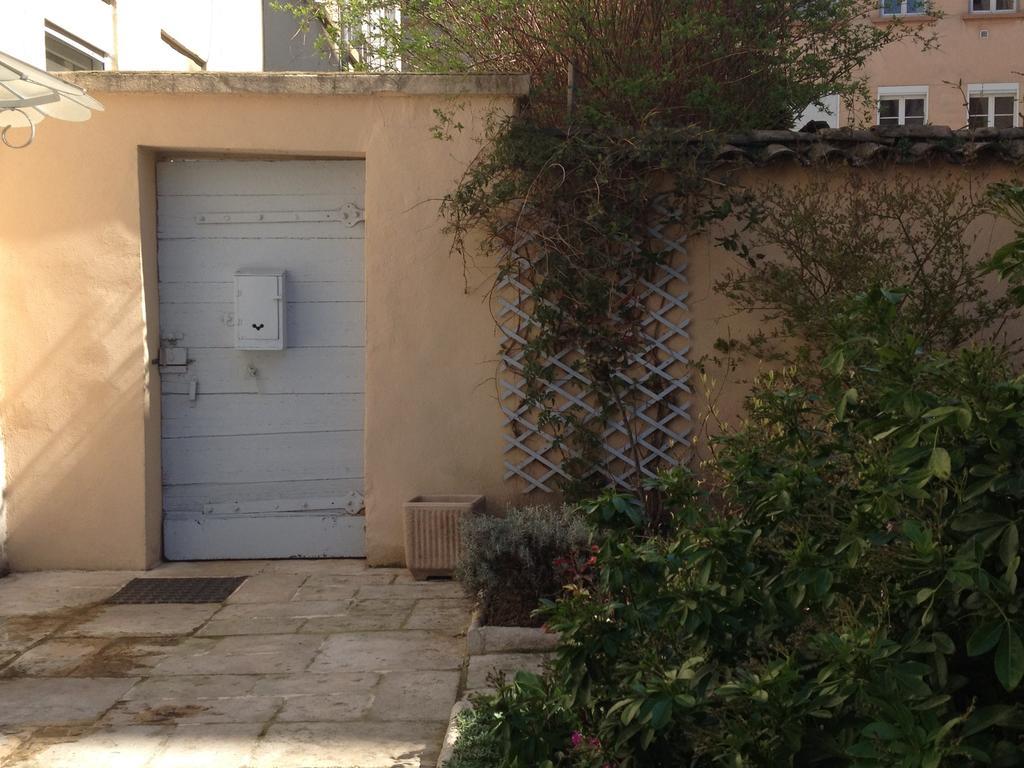 La Petite Maison Dans La Croix Rousse Lyon Exterior photo